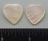 Vintage Hearts- white mother of pearl - 18mm - 2pcs