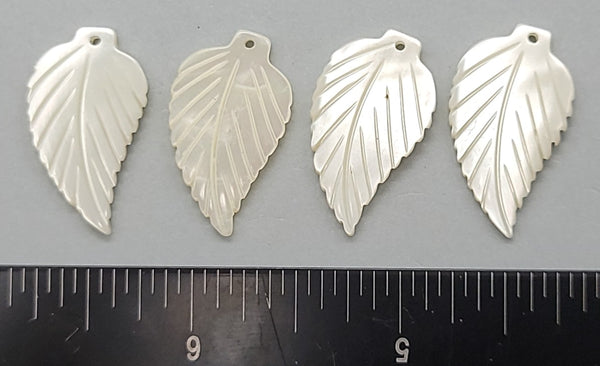 Vintage Leaves- carved mother of pearl dangles with hole - 25mm - 4pcs